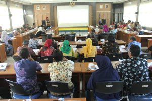 TAHAP SATU MENUJU SMART CITY, DKIS GELAR SOSIALISASI KEPADA TIM PELAKSANA TEKNIS SMART CITY KOTA CIREBON